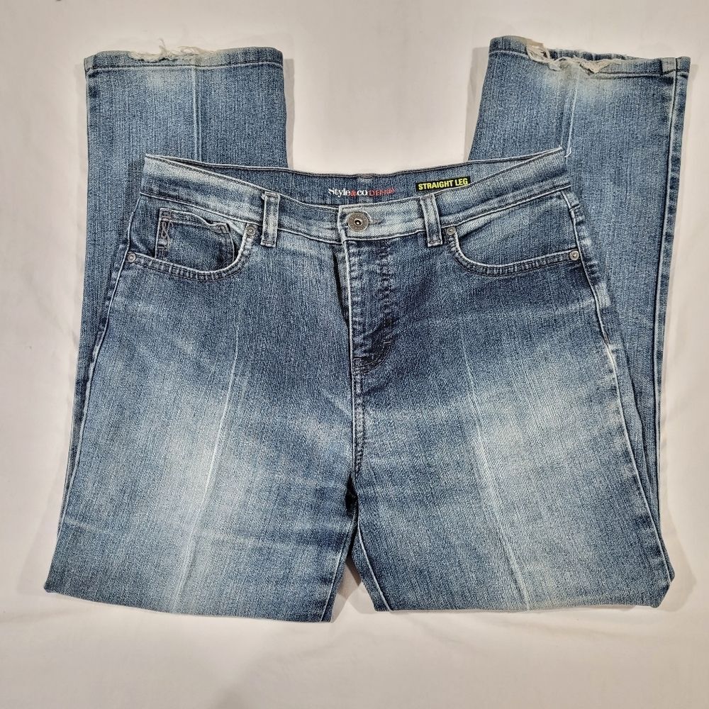 Style & Co Size 8PS Straight Leg Denim Blue Jeans